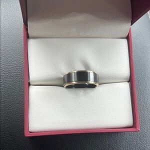 Helzberg Diamonds Black and Gold Men's Ring